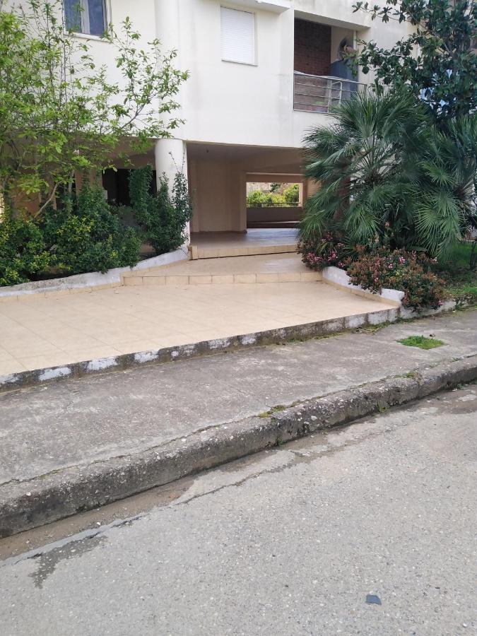 Hommie Apartment Amaliada Zewnętrze zdjęcie